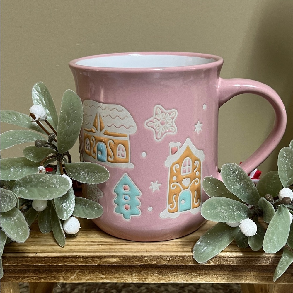 Gingerbread house 16oz Mug in great condition